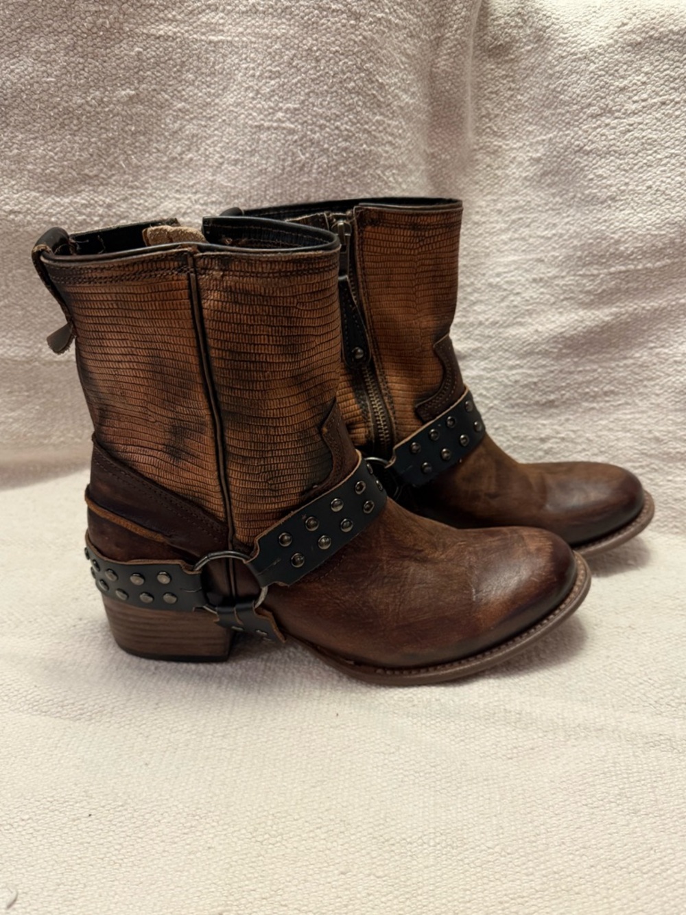 Freebird Copper Ramones size 10